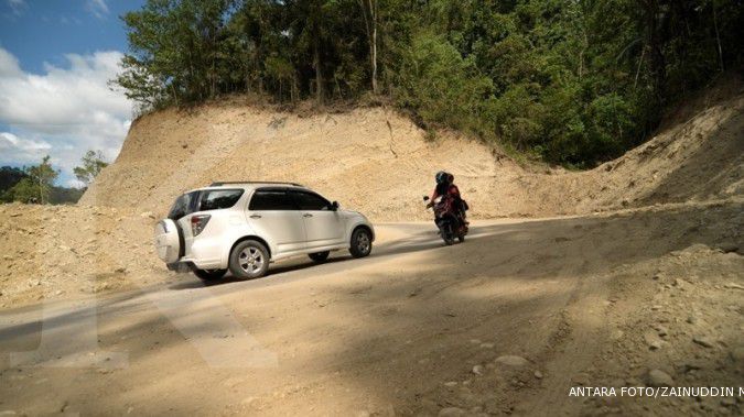 Jalur Trans Sulawesi Gorontalo tertutup longsor