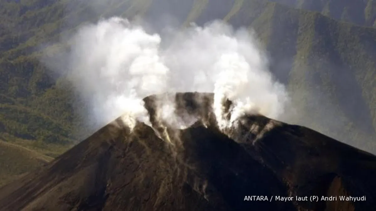 Ini daftar 20 gunung berstatus siaga dan waspada