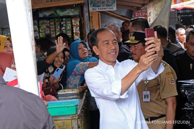 Indonesia's Jokowi Insists 'No Problem' in Cabinet Amid Rumbles of Discontent