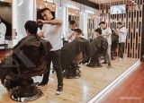 Sisir rapi dan teliti tawaran barbershop