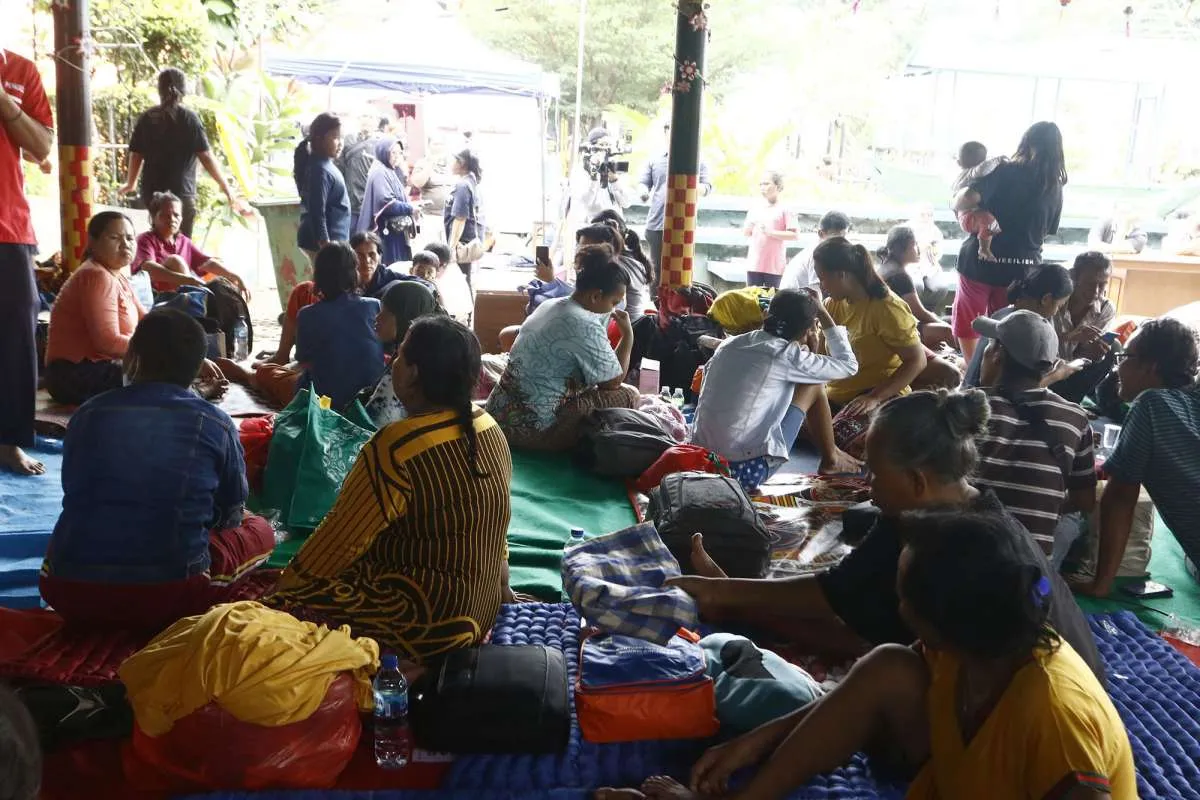 Jokowi Beri Waktu 2 Hari ke Menteri BUMN dan Gubernur DKI soal Kebakaran Plumpang