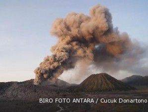 Lima gunung berapi di Indonesia dalam status siaga meletus