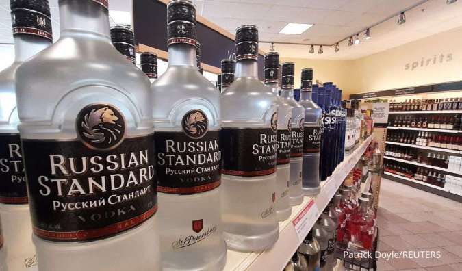 Beberapa Gubernur Negara Bagian AS Meminta Penjualan Vodka Rusia Dihentikan