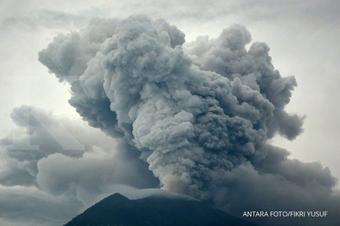 Gunung tak aktif di Papua Nugini tiba-tiba meletus