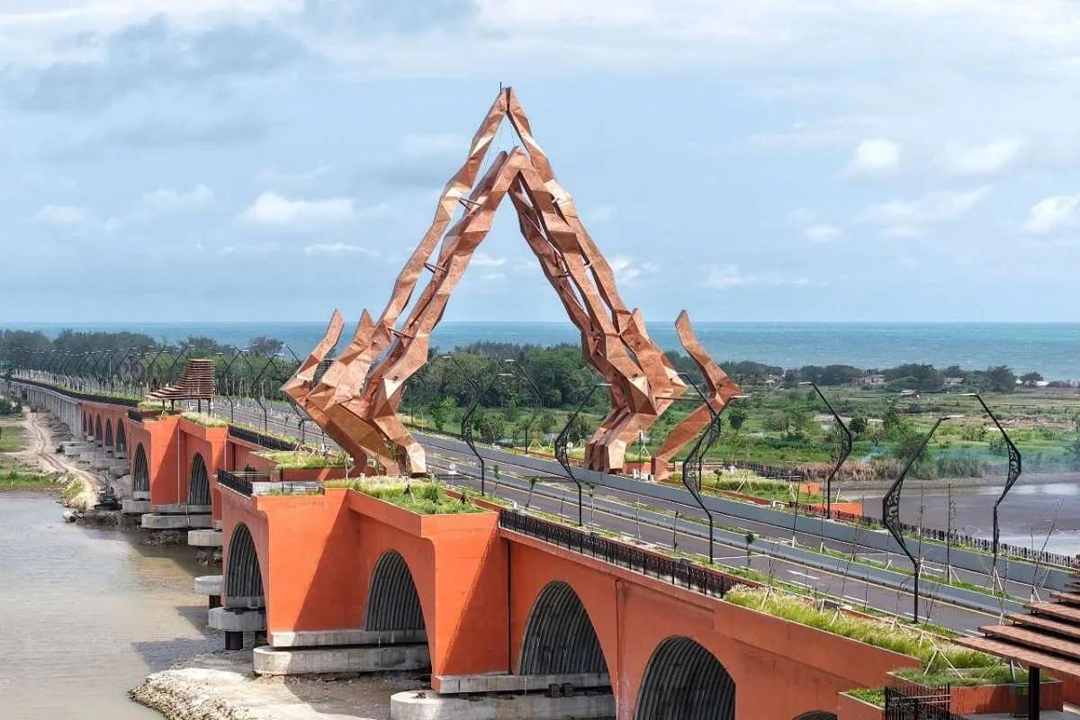 SMGR Pasok 10.000 Ton Semen untuk Jembatan Kabanaran, Pacu Ekonomi Selatan DIY