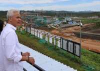 Capres Nomor 3 Ganjar Jalan-Jalan di Mal Grand Indonesia di Akhir Pekan