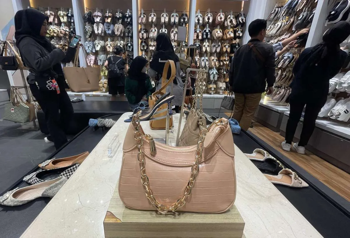 Dunia Usaha Melambat, Ekonom Sebut Permintaan Domestik Belum Cukup Dorong Ekspansi