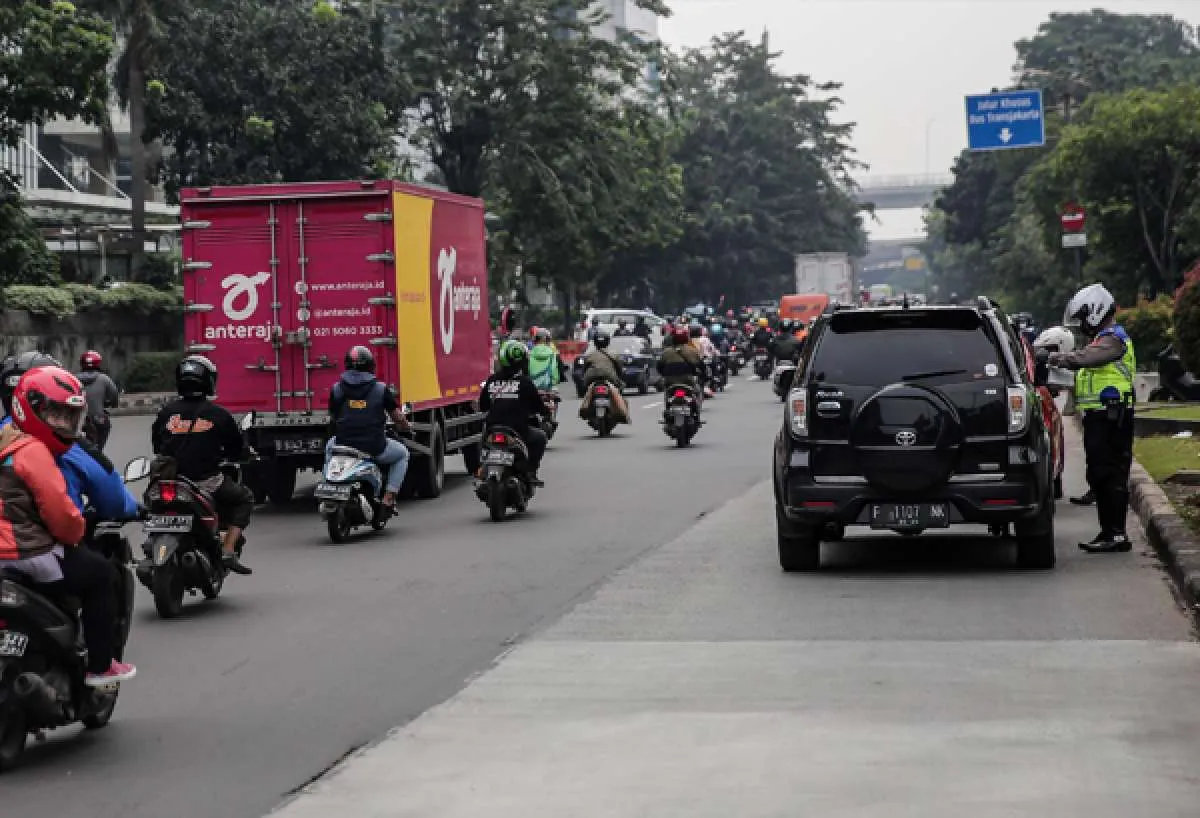 Catat! Ganjil Genap Jakarta di 28 Gerbang Tol, Hari Ini Tanggal Genap!