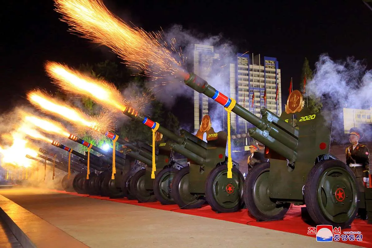 Tanpa kehadiran Kim Jong Un, Korea Utara menggelar kompetisi menembak untuk artileri