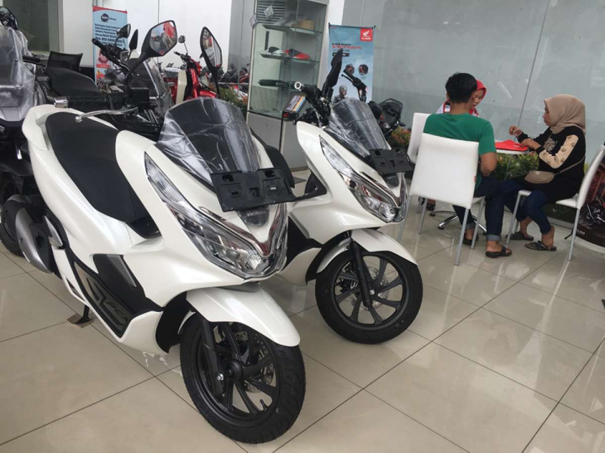 Target penjualan sepeda motor