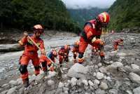 Longsor Himalaya, China Sebut 261 Warga Asing dari 23 Negara Hilang