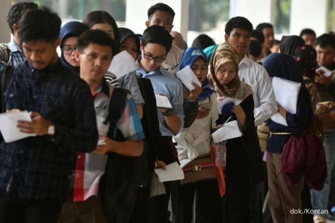 Pengamat Sebut Ada Lebih dari 19 Juta orang Mencari Kerja, Informal Mendominasi
