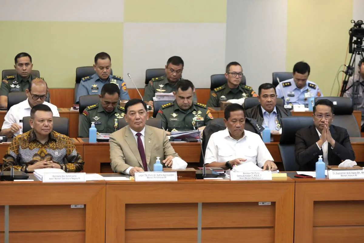 Menhan Sjafrie Sjamsoeddin Bantah UU TNI Cepat Disahkan karena Permintaan Prabowo
