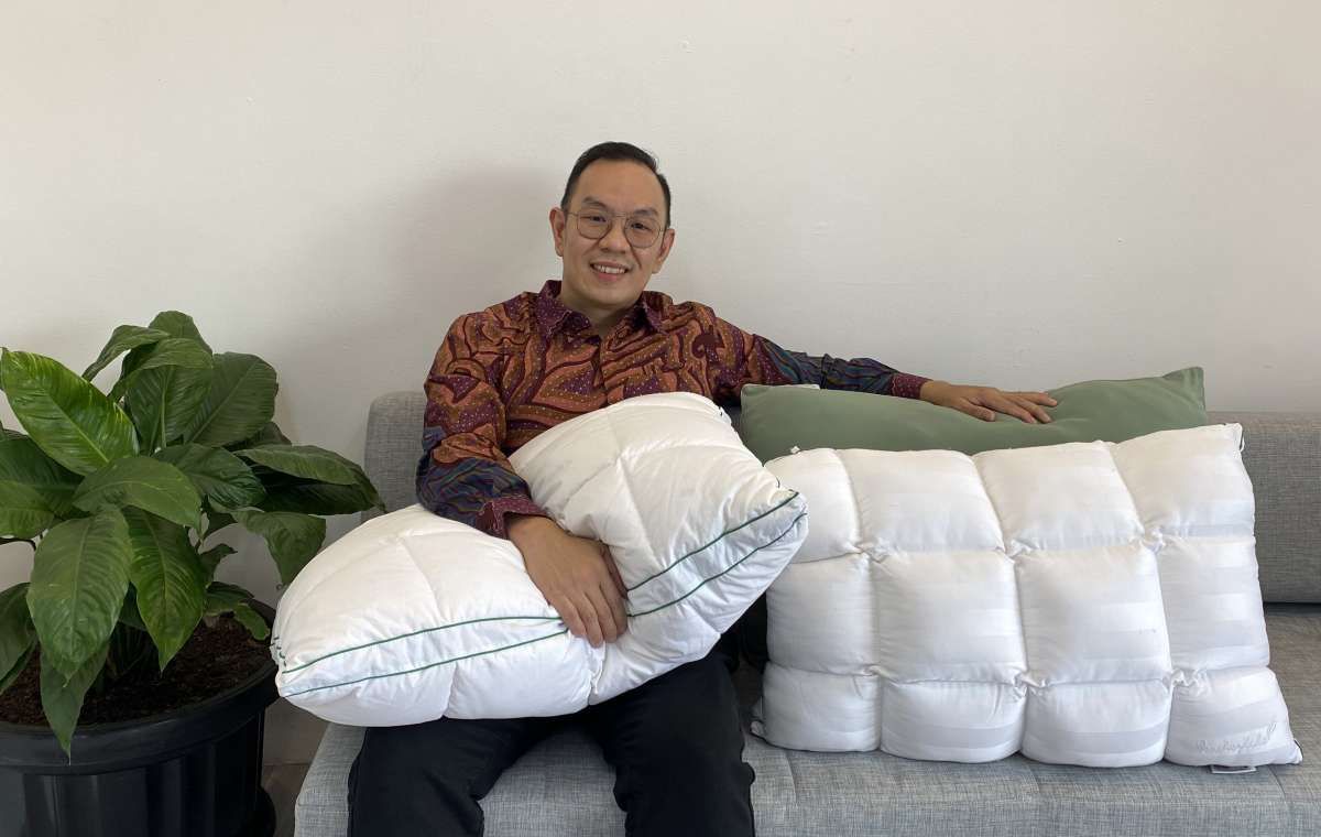 Kisah Herry Bong Membesarkan Bisnis Bantal Cozylila