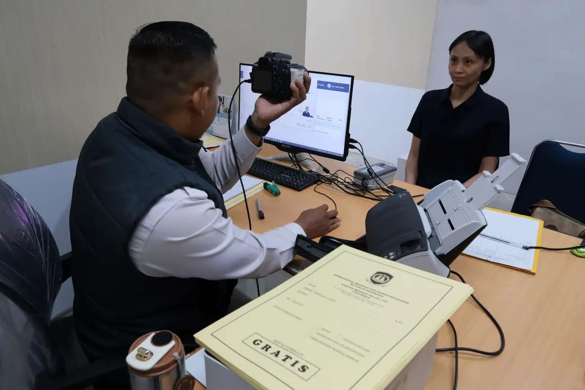 Daftar Tanggal Merah & Cuti Bersama 2026, Simak Cara Buat Paspor untuk Liburan