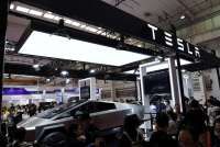 Tesla Tawarkan Diskon Besar-besaran di Tengah Anjloknya Laba Perusahaan