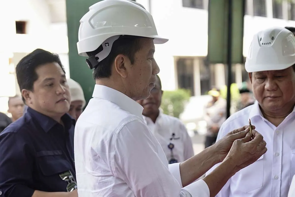Dunia Kekurangan Peluru, Jokowi: Industri Pertahanan Punya Peluang Baik