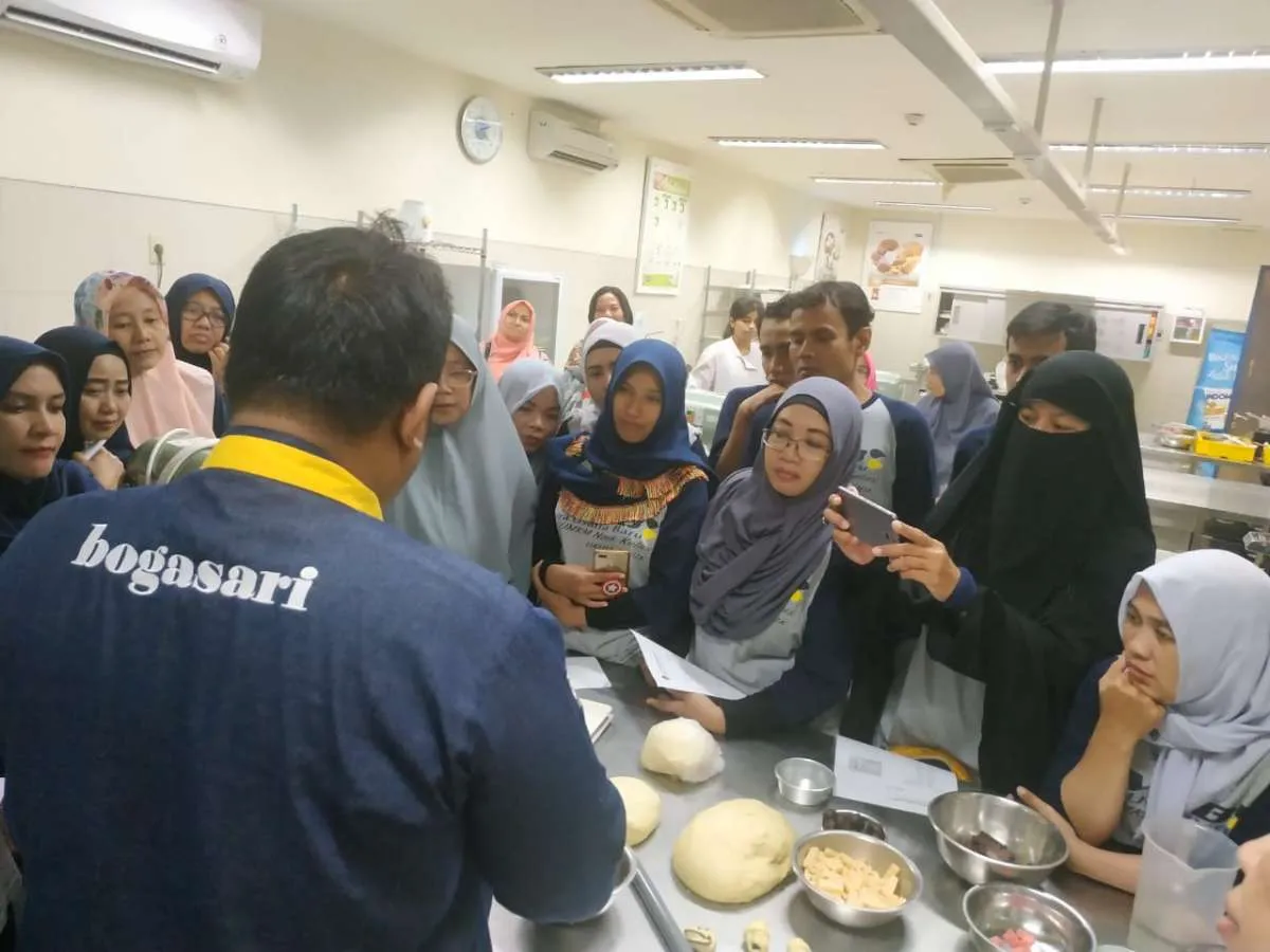 Pelaku UKM binaan pemda Depok ikuti pelatihan pengolahan makanan di pabrik Bogasari
