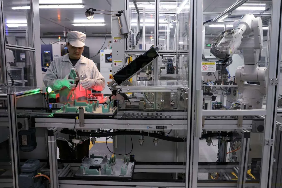 Inflasi Produsen China Melampaui Ekspektasi, CPI Masih Tertahan