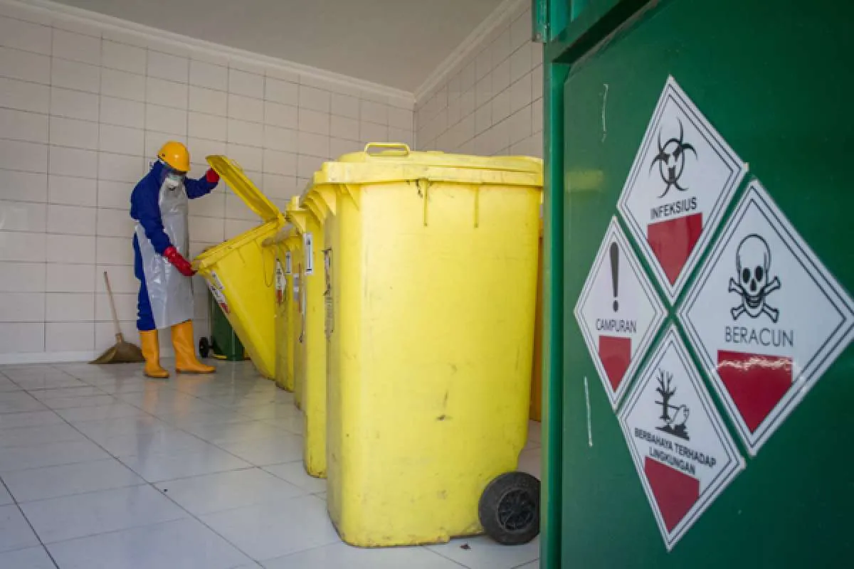 Pemerintah relaksasi izin dan bangun fasilitas pemusnah limbah medis Covid-19