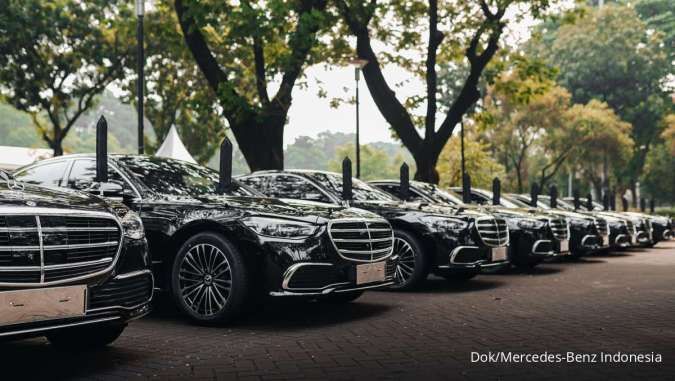 Mercedes-Benz Serahkan 60 Unit S-Class untuk Pelantikan Presiden RI