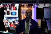 NY Fed Poll Finds Mostly Stable Inflation Views, More Financial Worries in August