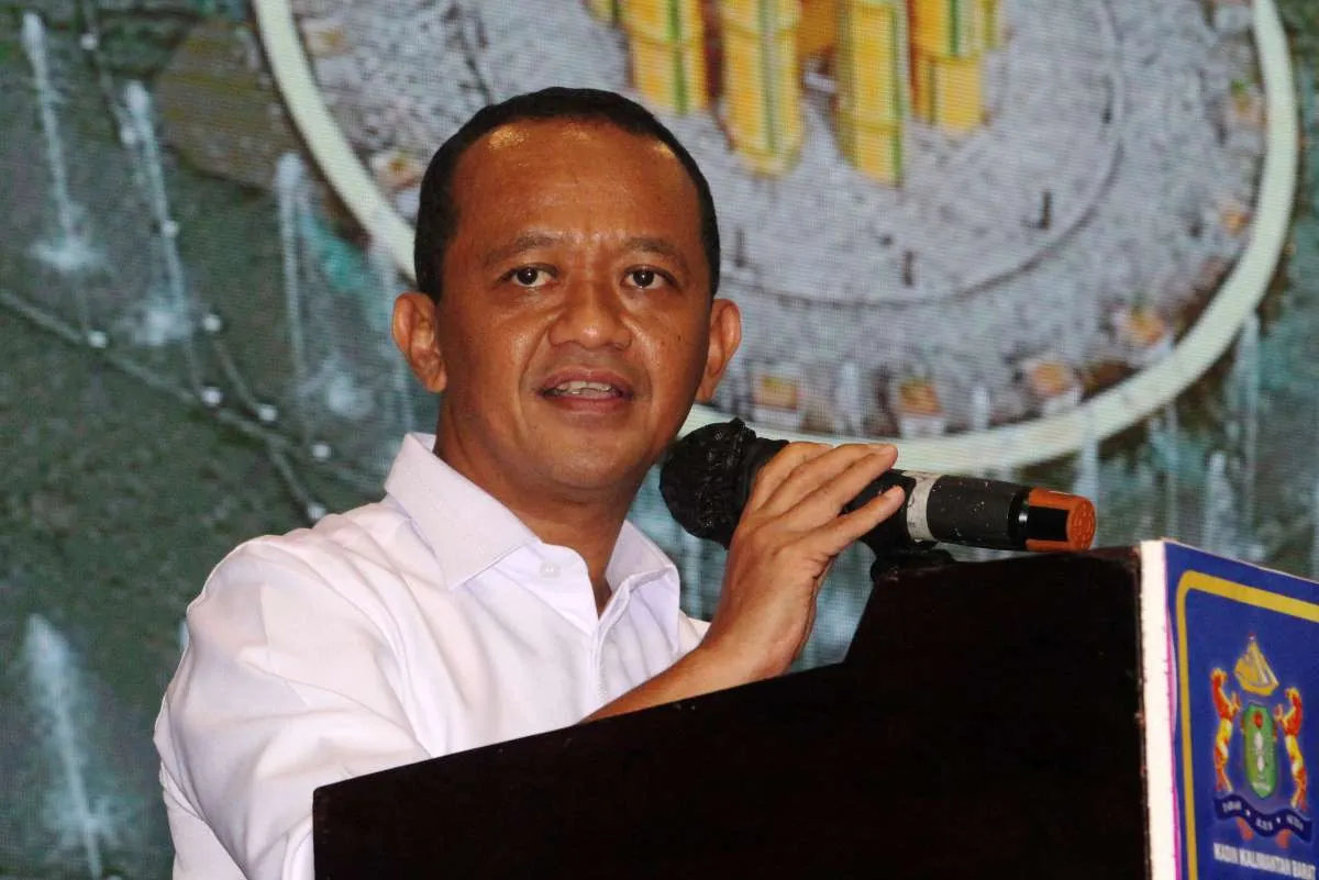 Target realisasi investasi 2022 melonjak Rp 1.200 triliun, Bahlil: Butuh pelumas