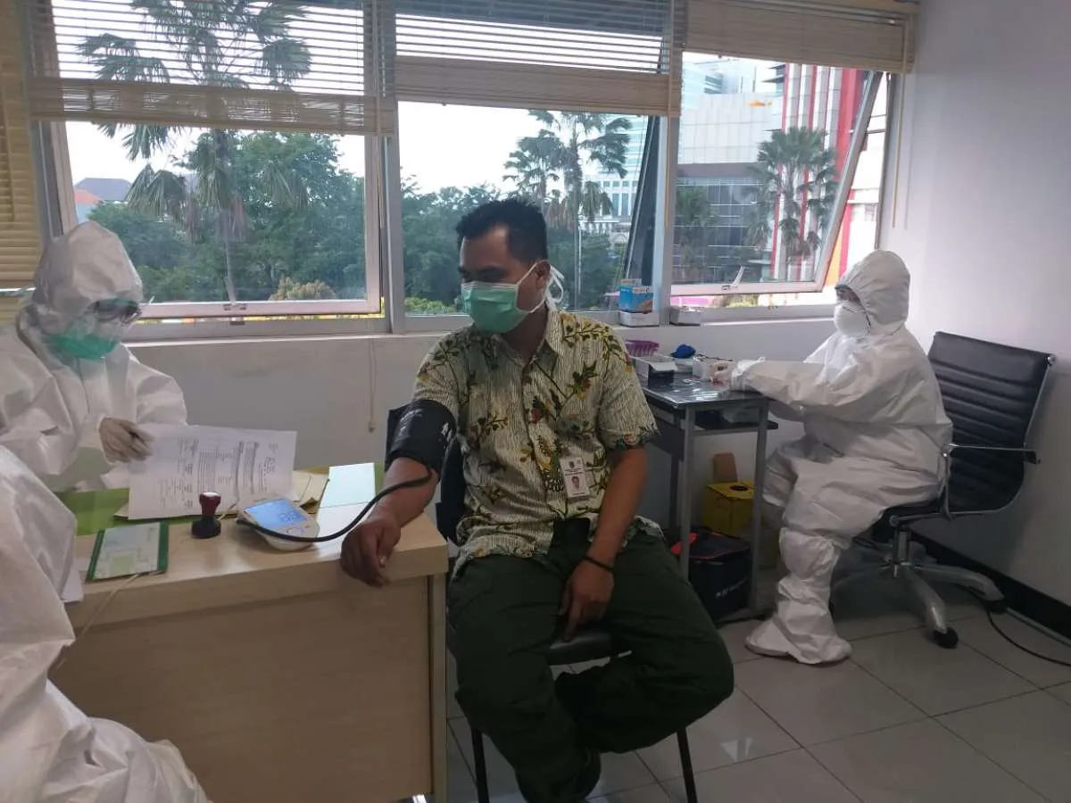 Sebanyak 1.316 warga Jatim sudah jalani rapid test Covid-19