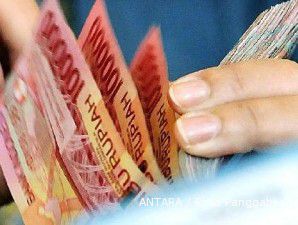 Penguatan major currency dan kenaikan rating Indonesia topang rupiah