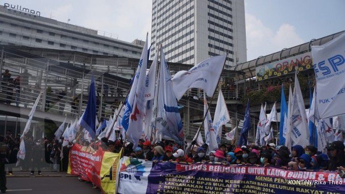 Jokowi dielu-elukan buruh di Istana Negara