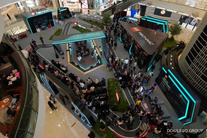 Lego Group Hadirkan Lego Mercedes-AMG Petronas F1 Ukuran Asli di Jakarta