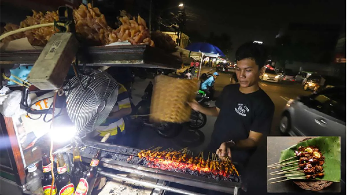 Sate Bang Romi, Bumbu Pekat lagi Nikmat