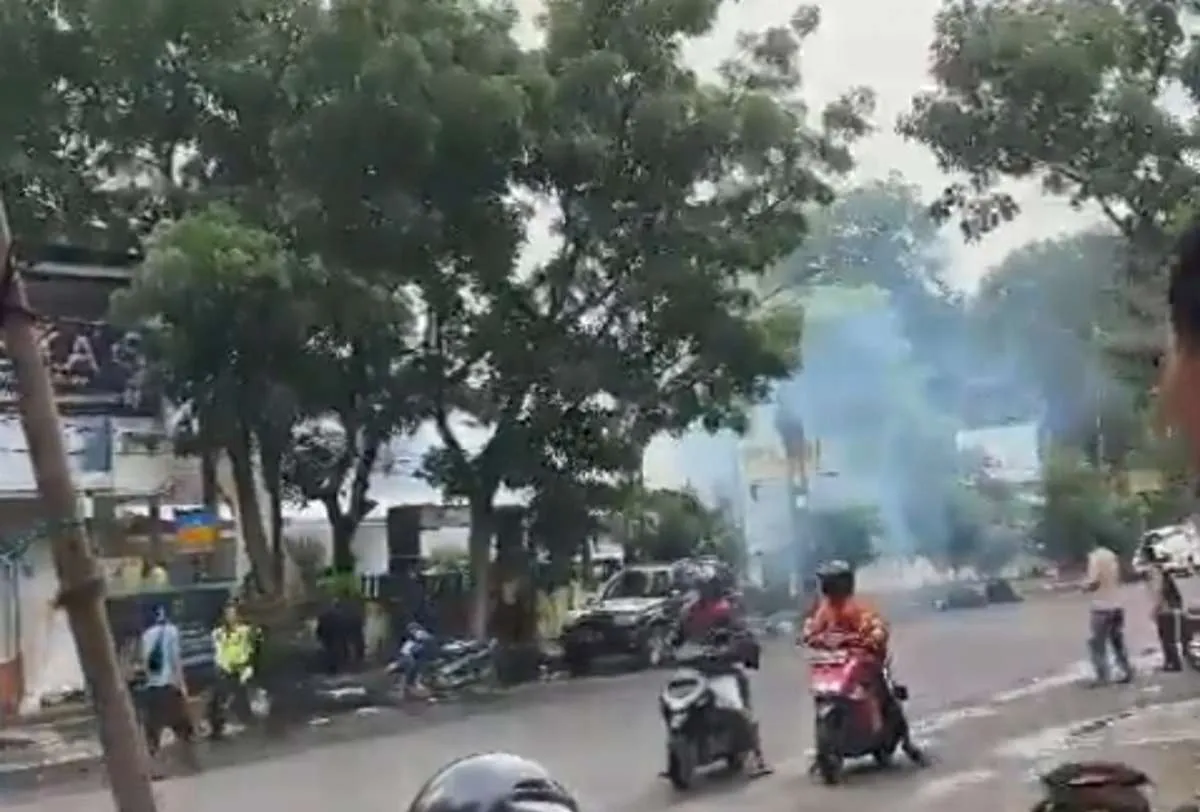 Bom Meledak di Mapolsek Astanaanyar Bandung, Diduga Aksi Bom Bunuh Diri