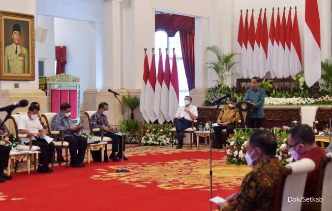 Wacana Reshuffle Kabinet Menguat, Ekonom Sorot Kinerja Menteri Bidang Pangan