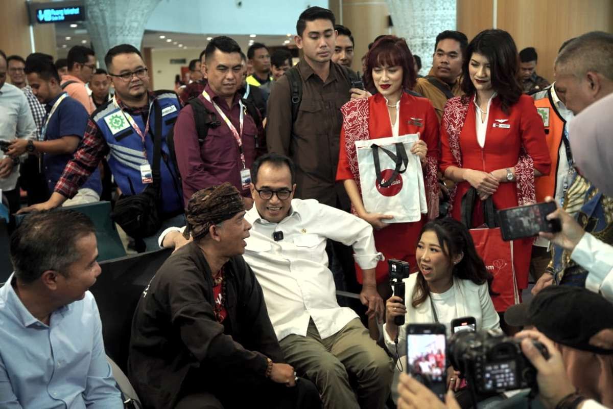 Indonesia AirAsia Menjadi Maskapai Pertama Layani Rute Kertajati ke Denpasar