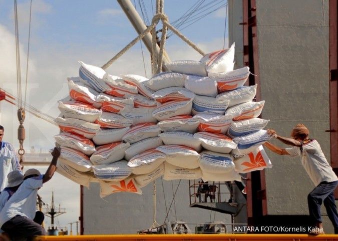 185.000 ton beras asal Vietnam dan Thailand tiba di Indonesia