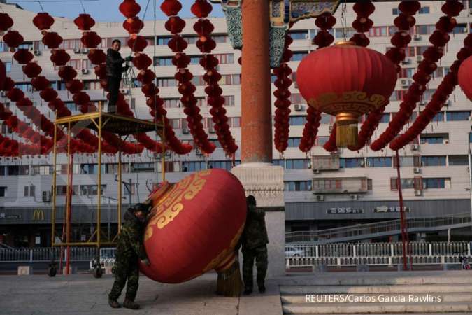 China Kicks Off Lunar New Year Travel Rush, Expects Record 9 Billion Trips
