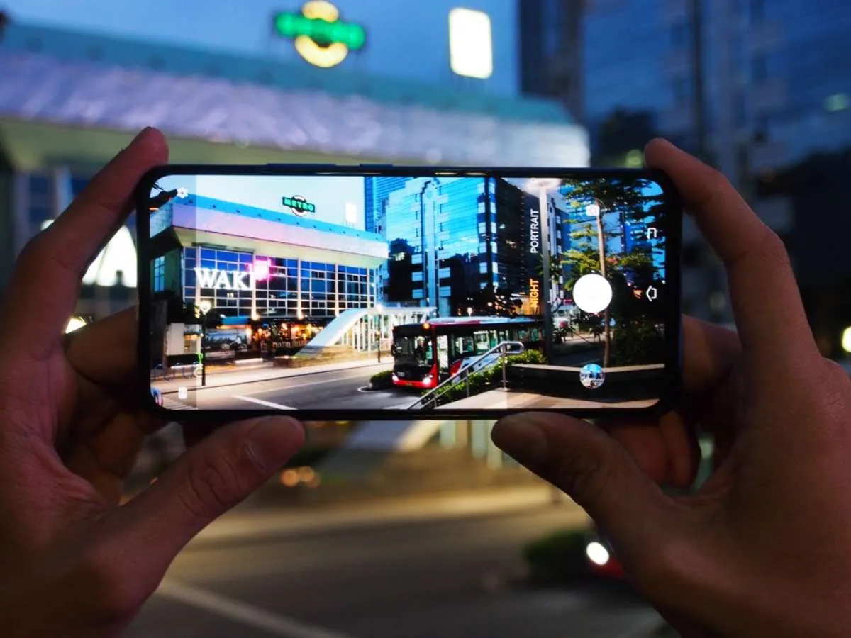 Catat 7 Tips Membuat Foto Bagus saat Malam Hari Dengan HP, Yuk Coba!