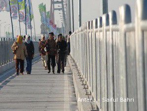 Jembatan Suramadu Kelar, Pengusaha Ferry Gulung Tikar