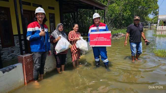 Bantu Pemulihan Korban Banjir, CSR PGN Jangkau Wilayah Bekasi dan Jakarta Timur