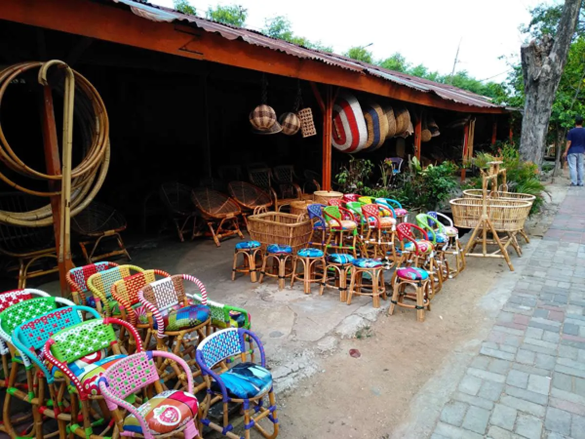 Cara eksis perajin rotan di Grogol agar terus bertahan (bagian 1)