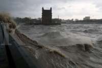 Topan Man-Yi Mulai Melemah saat Terjang Filipina 