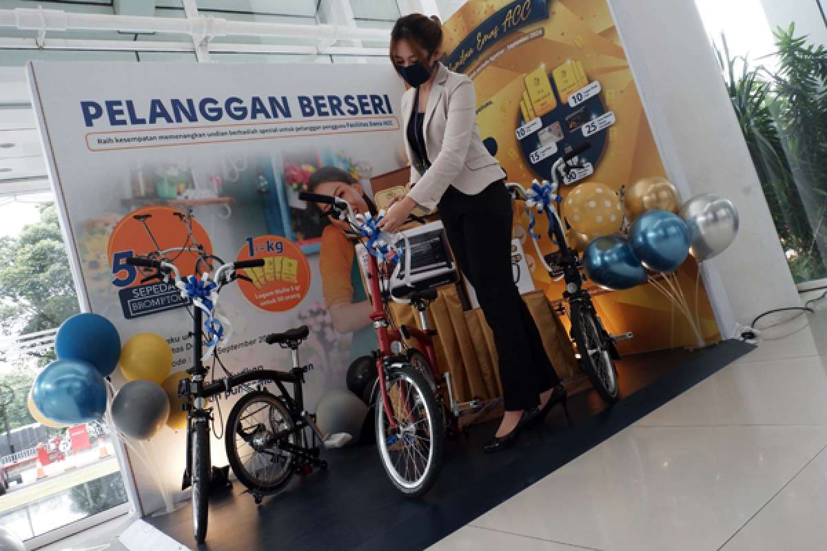Sepeda Brompton jadi hadiah undian hari pelanggan ACC