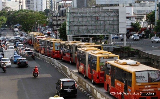 Angkutan umum diminta gabung dengan Transjakarta