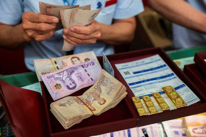 Mata Uang Asia Campur Aduk Selasa (17/3), Baht Thailand Melemah Paling Tajam