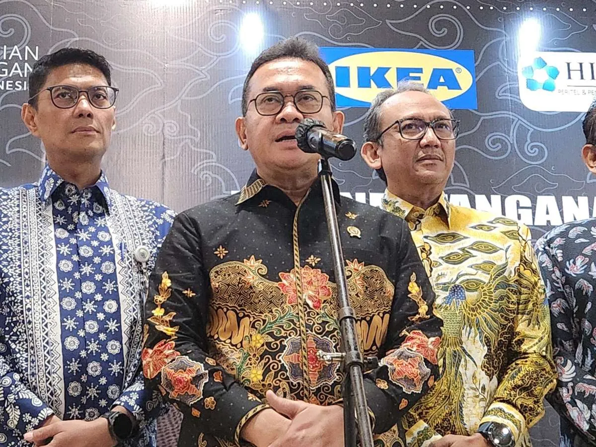 Mendag Beberkan Penyebab Surplus Neraca Perdagangan Kian Menyusut pada April 2025