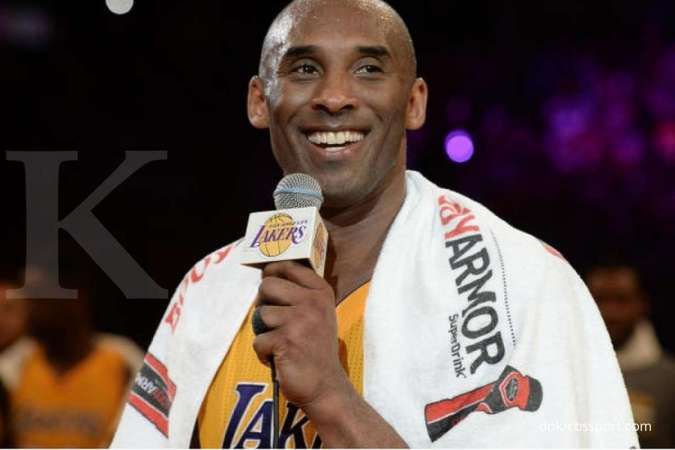 Handuk bekas Kobe Bryant terjual US$ 33.077 dalam lelang online 