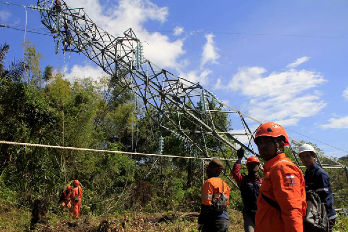 Tol listrik Flores sepanjang 864 kms resmi beroperasi