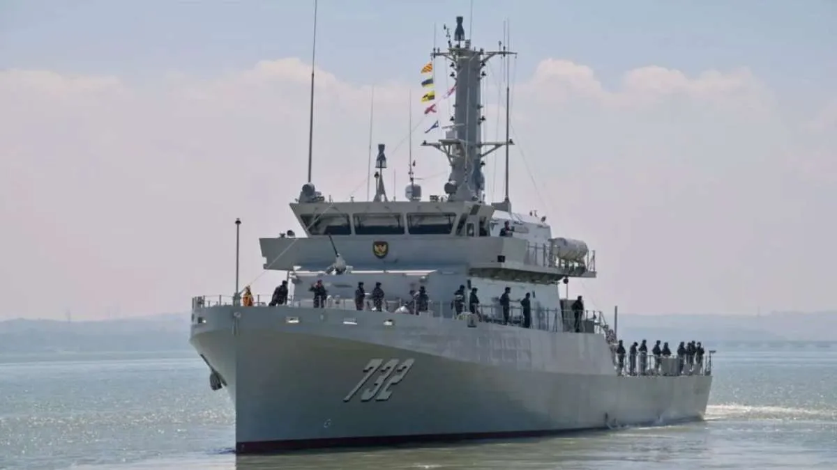 Prabowo Serahkan 2 Kapal Perang Penyapu Ranjau untuk Bergabung dengan TNI AL