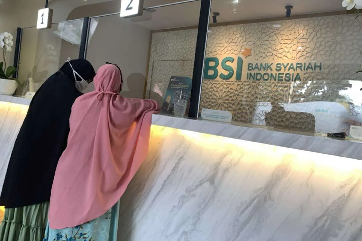 Harga Saham BSI (BRIS) Melonjak 15,83% pada Rabu (15/2), Simak Rekomendasi Analis